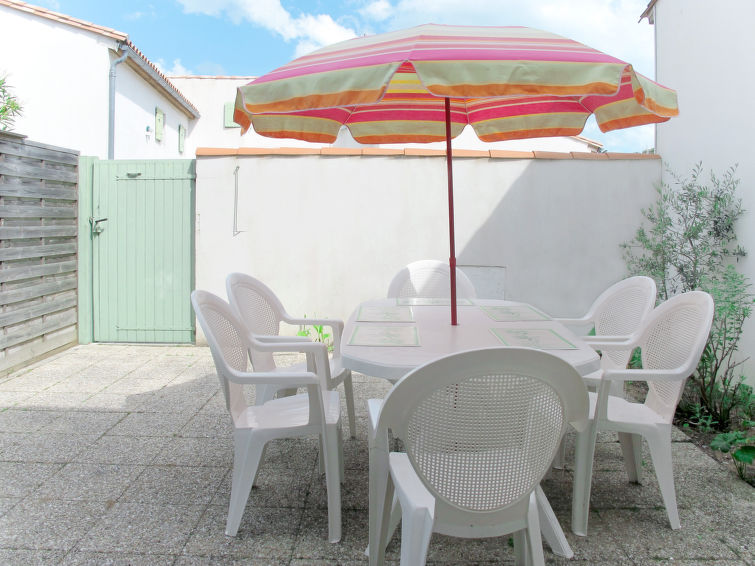 Search and Stay destination La Flotte, Nouvelle-Aquitaine - France from AU$ 123. La Touche (IDR122)