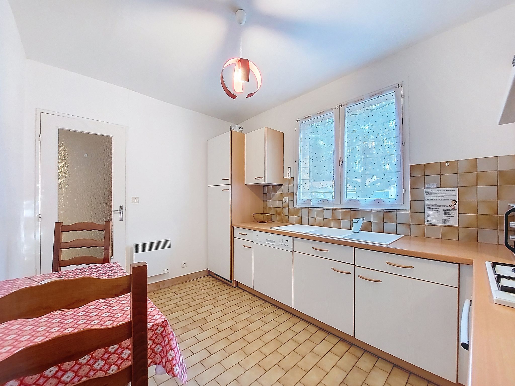 Les Alouettes-Binnen