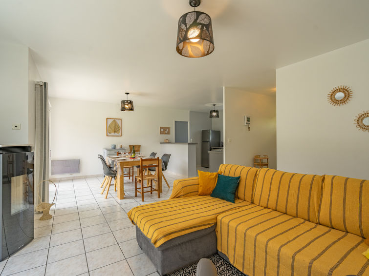 Search and Stay destination Les Mathes, Nouvelle-Aquitaine - France from AU$ 289. Villa Margarin