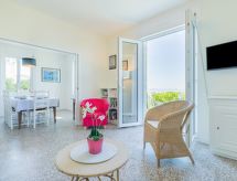 Villa Les Trolls: gerieflijk aan zee in Saint Palais sur Mer, 7 personen - thumbnail 4
