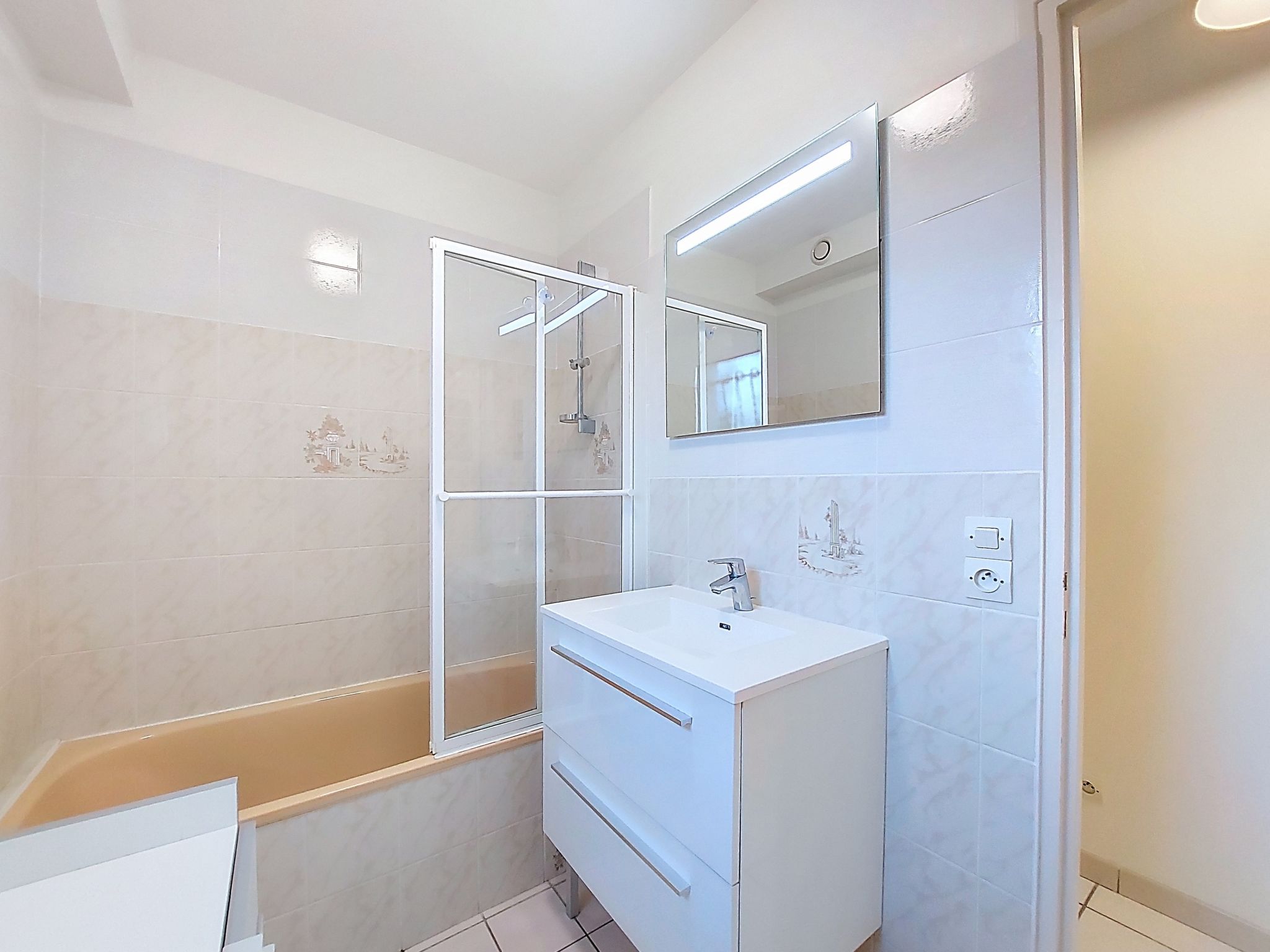 Photo of La Grande Côte