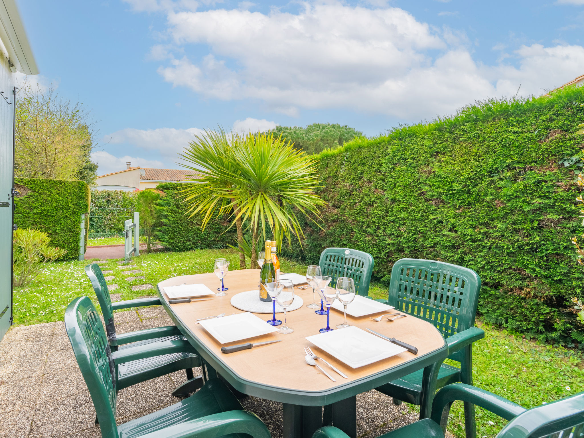 Photo of Bois Soleil