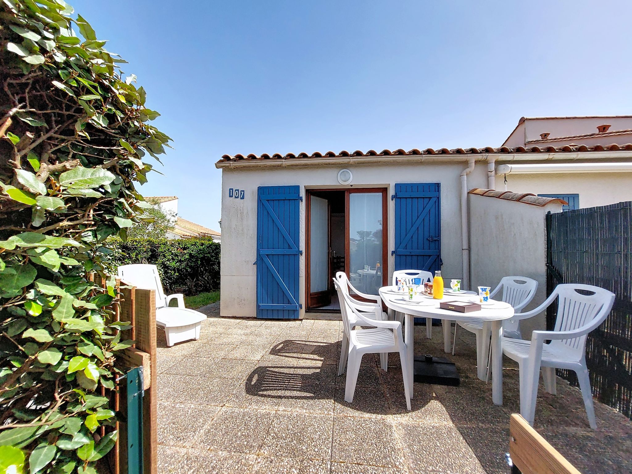 Photo of Bois Soleil