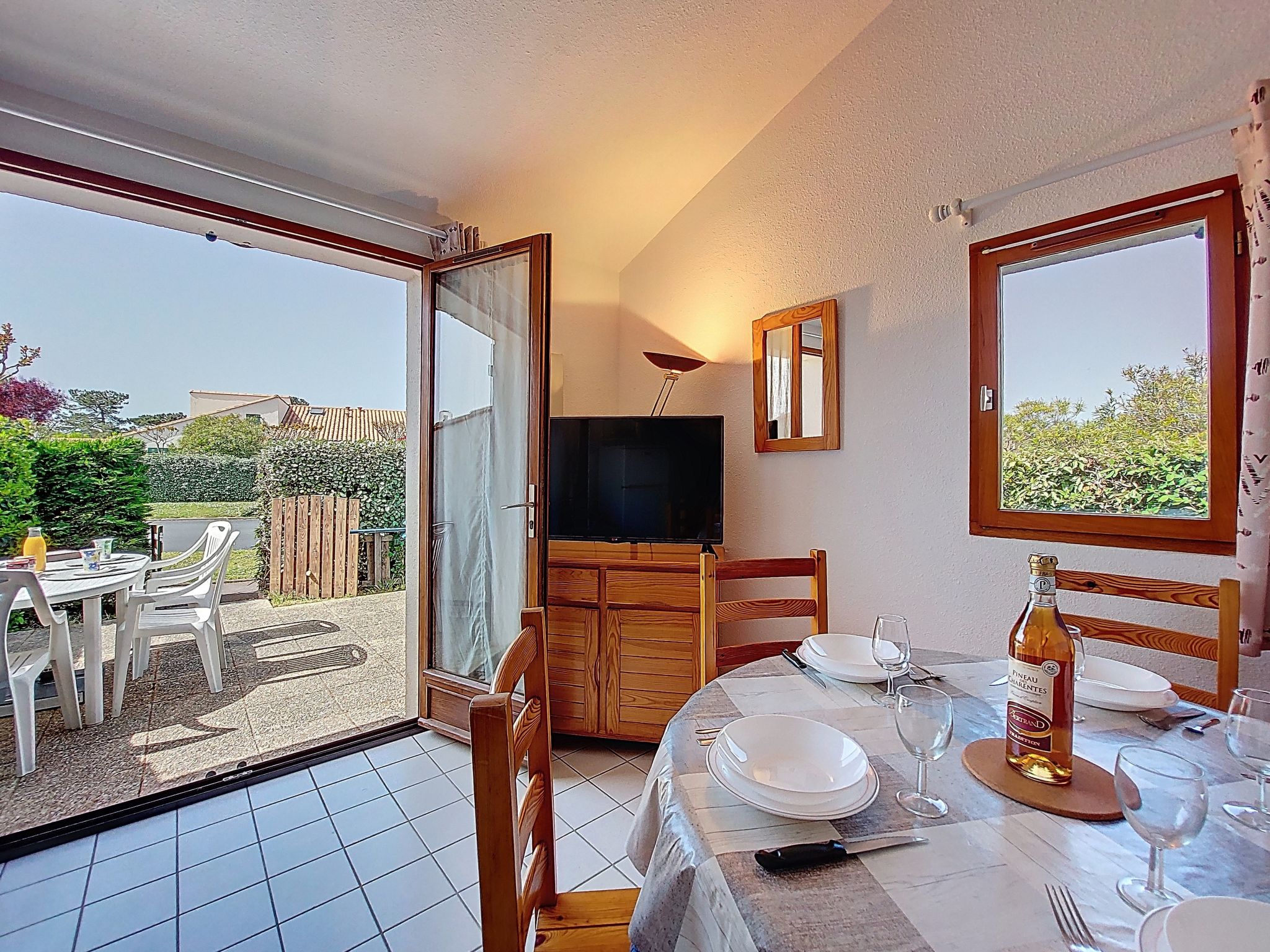 Photo of Bois Soleil