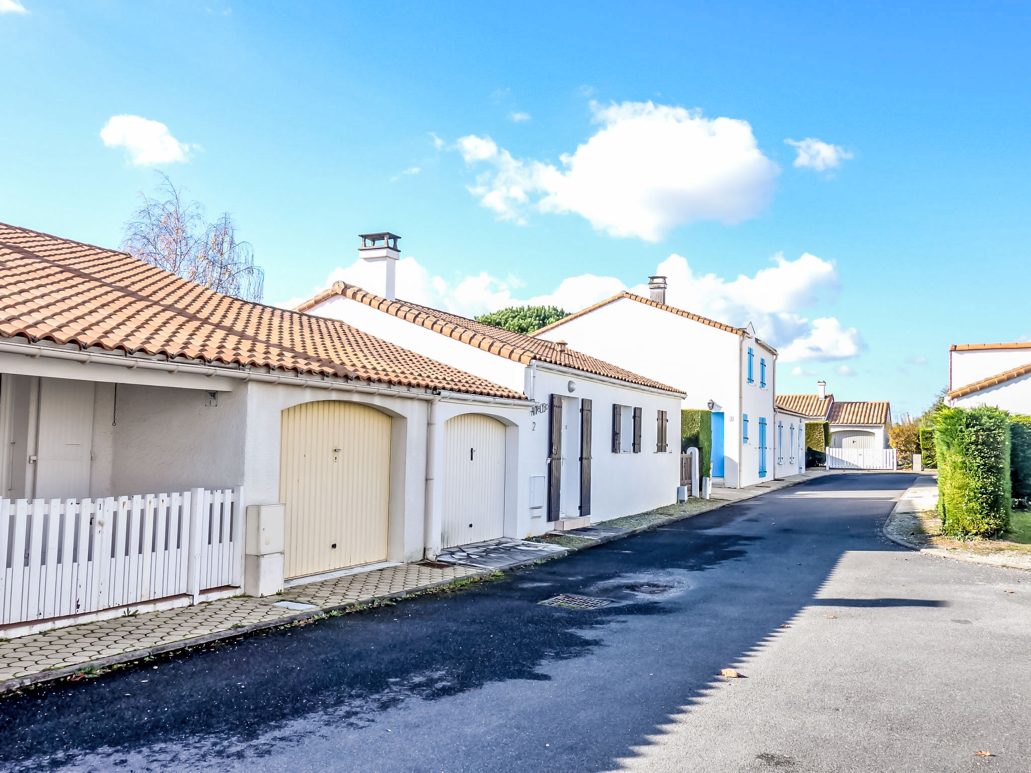 Photo of Les Grillons