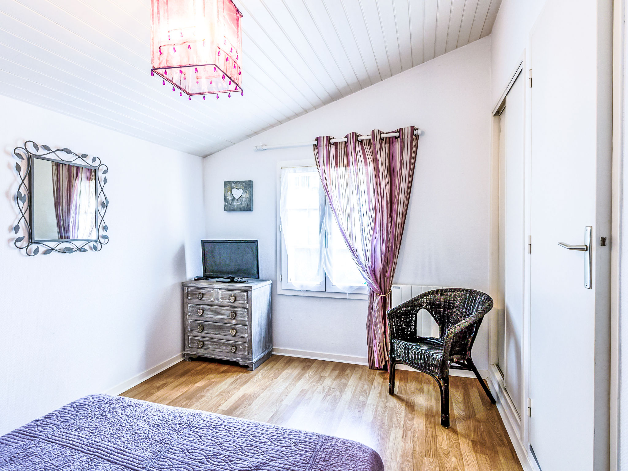 Photo of Les Grillons