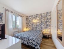 Vrijstaande woning met tuin op 600m van strand Nauzan - thumbnail 4