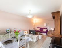 Op 900 m van zee: comfortabel appartement in hartje Meschers - thumbnail 2