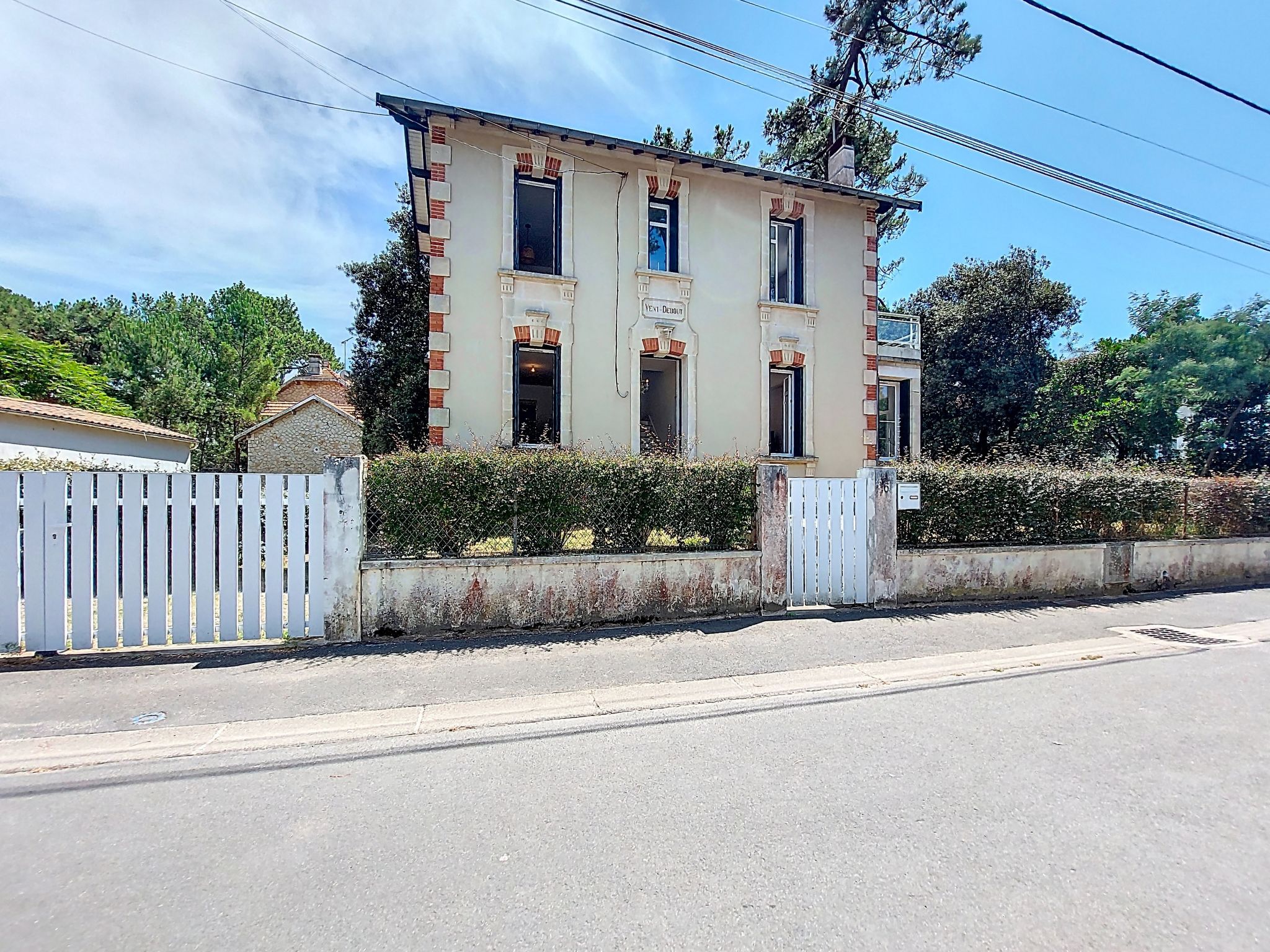 Villa Vent Debout
