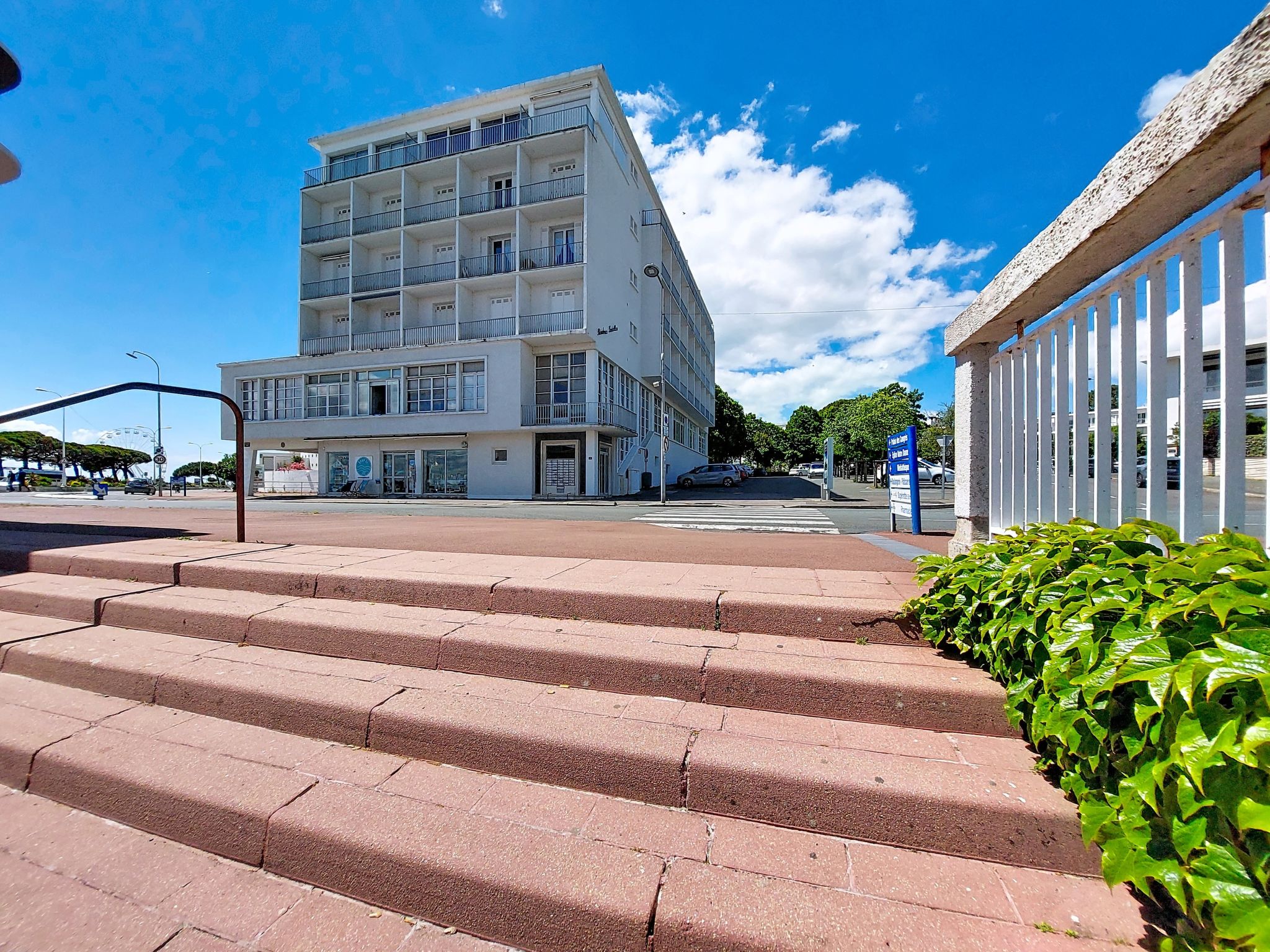Foncillon - Outside