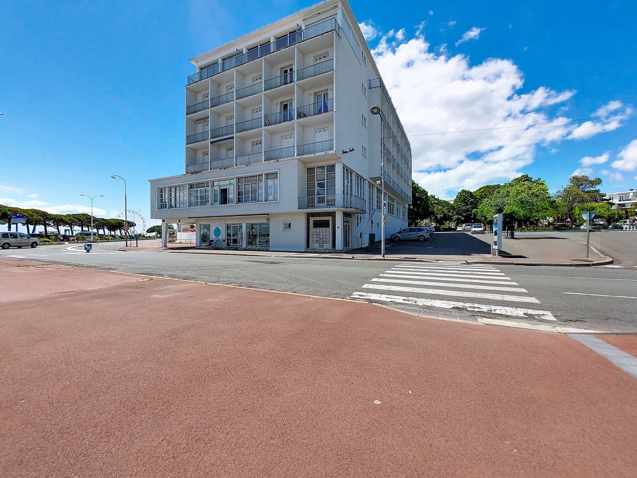 Foncillon - Outside