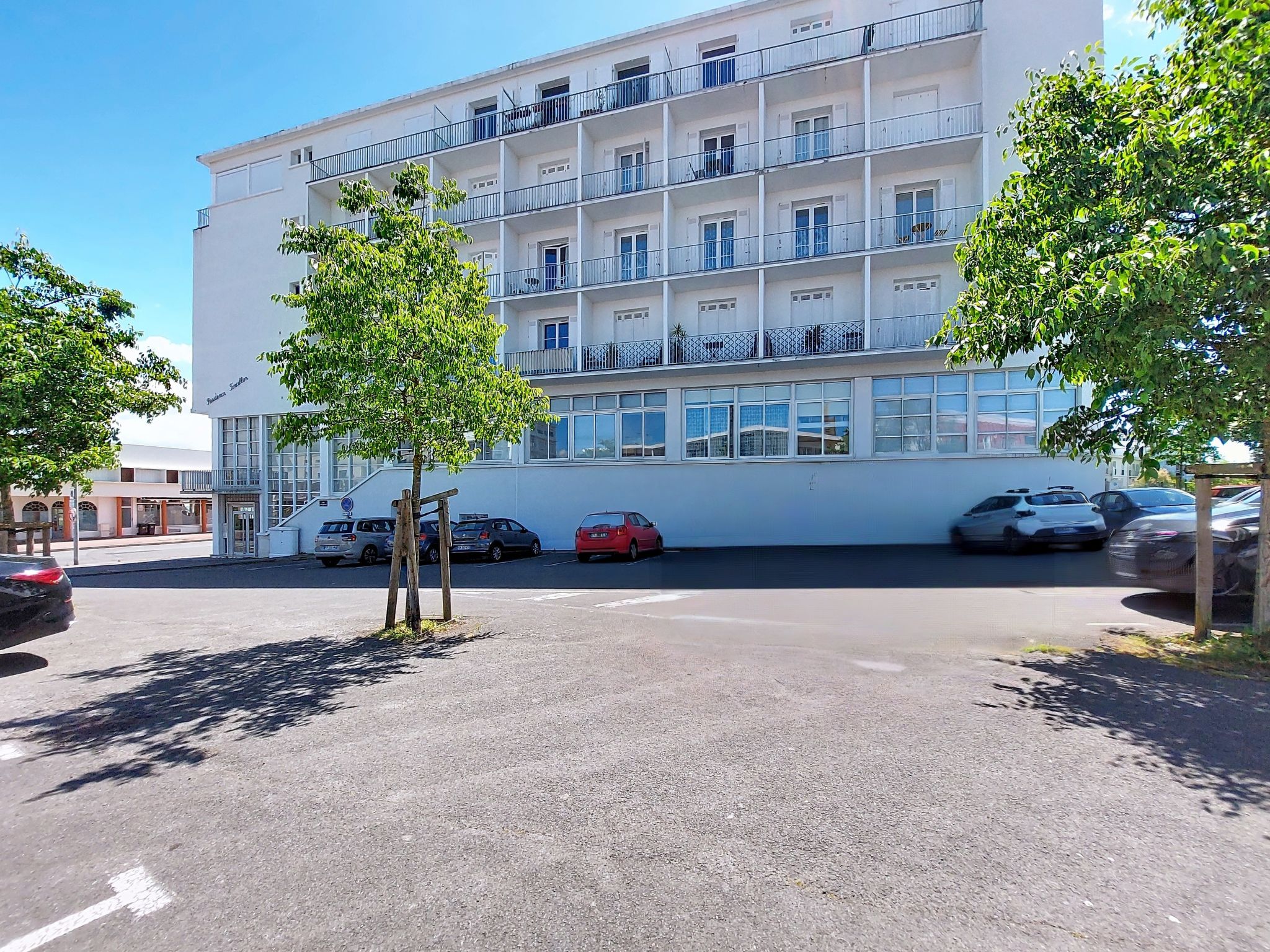 Foncillon - Outside