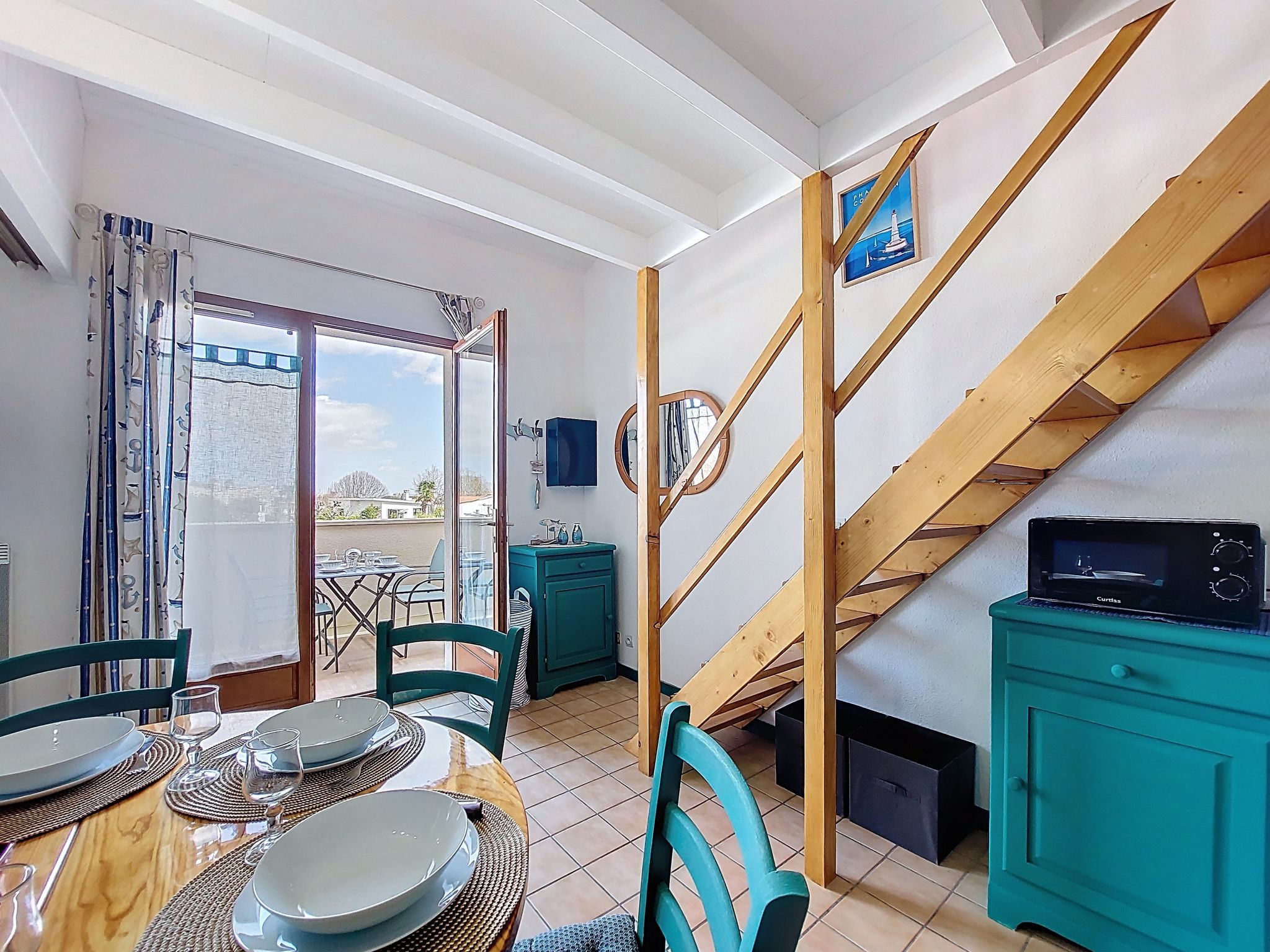 Photo of Les Soleils Rouges