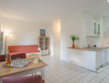 Licht appartement op 200m van strand Pontaillac met zwembad - thumbnail 3