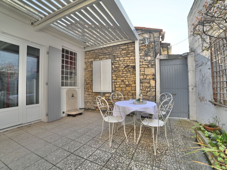 Search and Stay destination Dolus-d'Oléron, Nouvelle-Aquitaine - France from AU$ 174. La Cornuelle