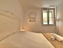Holiday home La Picotelle