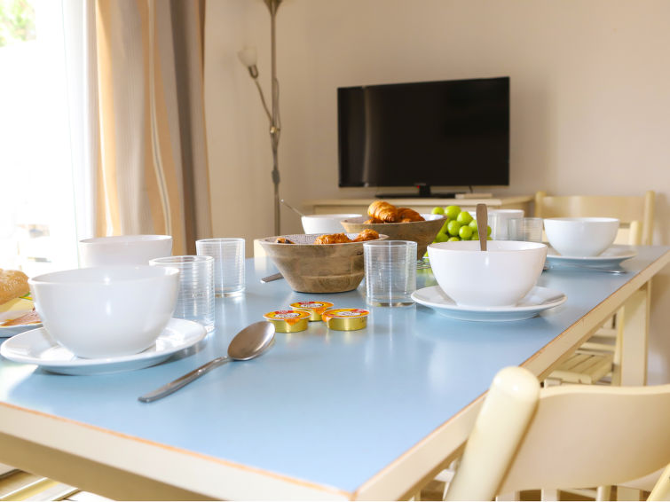 Search and Stay destination Saint-Georges-d'Oléron, Nouvelle-Aquitaine - France from AU$ 90. Les Sables Vignier