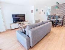 Vrijstaande woning op 100 meter van het strand van La Cotinière - thumbnail 6