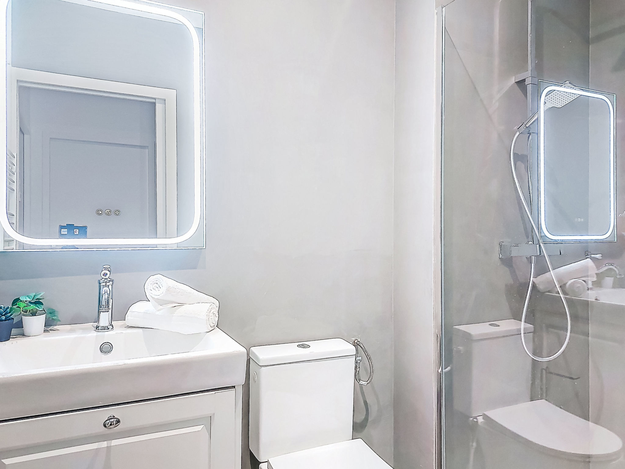 Photo of Les Cariatides 6