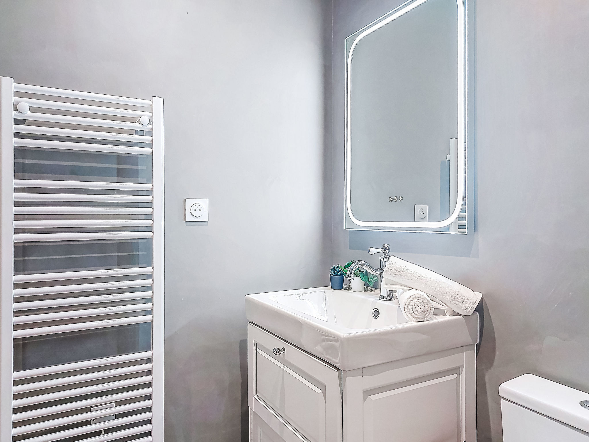 Photo of Les Cariatides 6