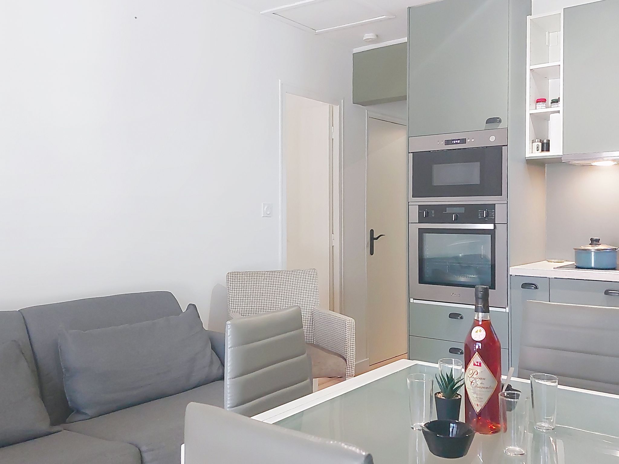 Photo of Les Cariatides 7