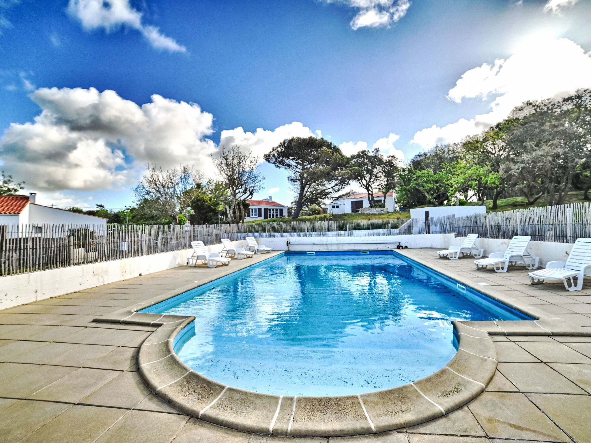 Photo of Les Cariatides 7