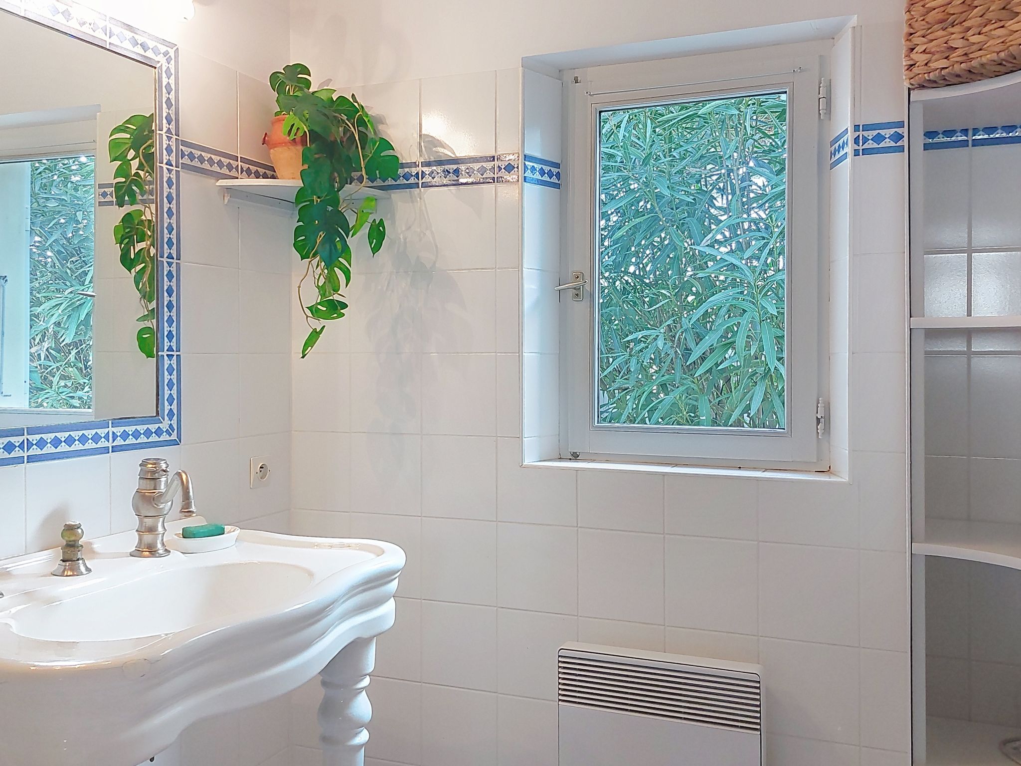 Photo of Le Château 3