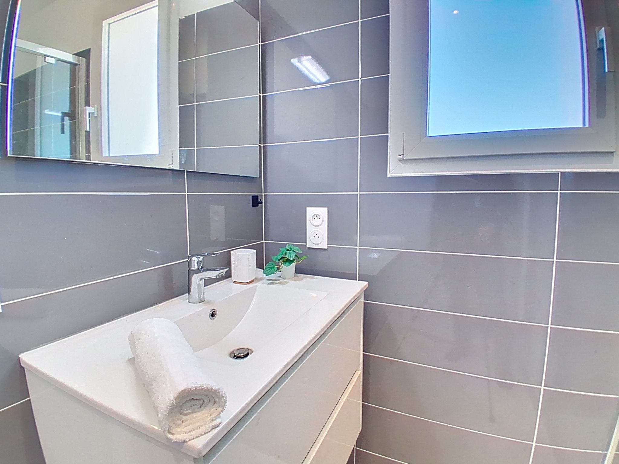 Photo of Saint Denis 2