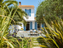 Knus vakantiehuis met privézwembad in centrum Saint Pierre d'Oléron - thumbnail 1