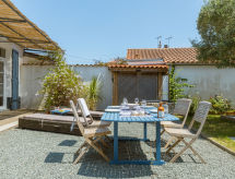Knus vakantiehuis met privézwembad in centrum Saint Pierre d'Oléron - thumbnail 3