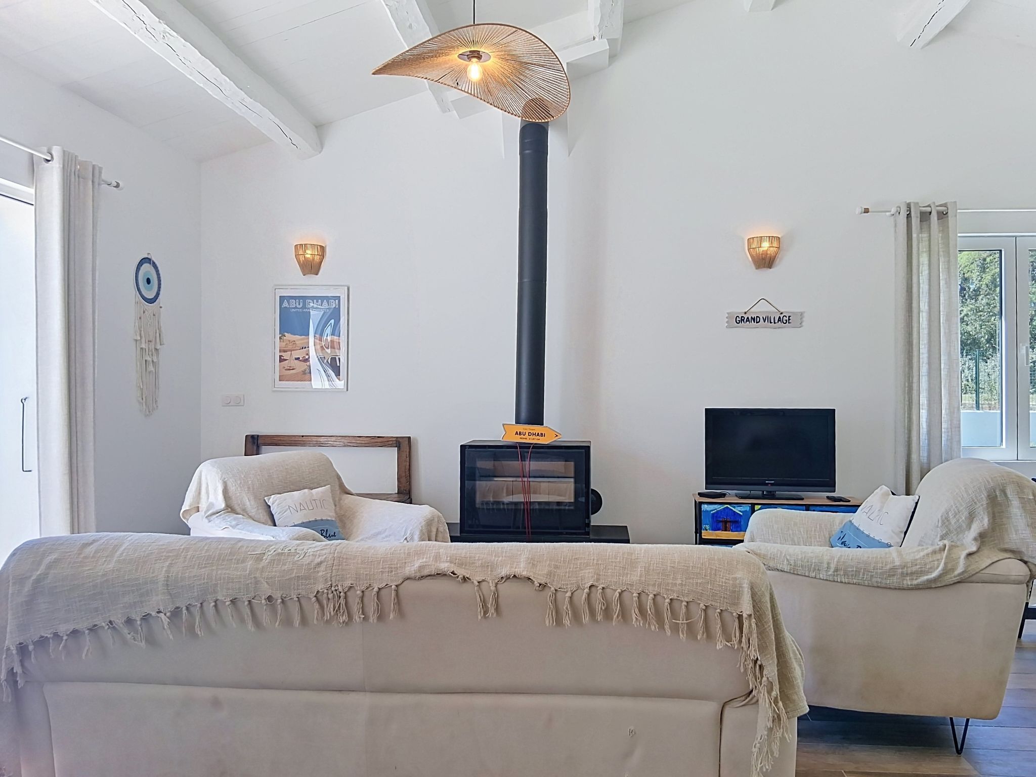 Les Salines - Inside