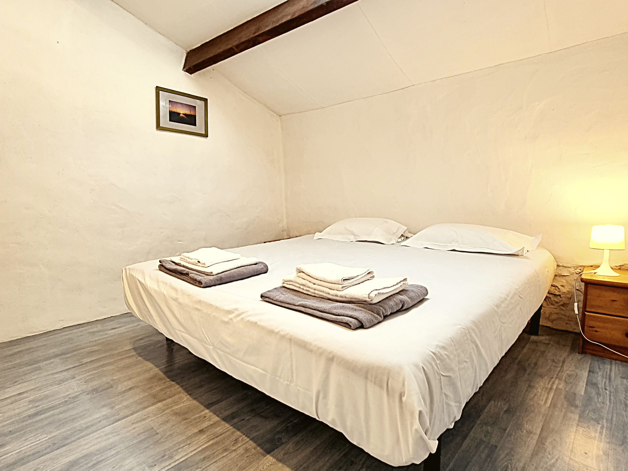 La Cave. Gite 3 chambres avec piscine-Binnen