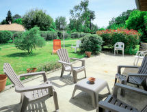 Ruim vakantiehuis met grote tuin en zwembad nabij Médoc-kust - thumbnail 2