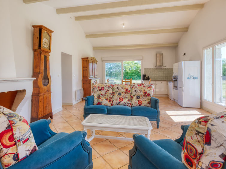 Search and Stay destination Gaillan-en-Médoc, Nouvelle-Aquitaine - France from AU$ 138. Capucine de Tracanet