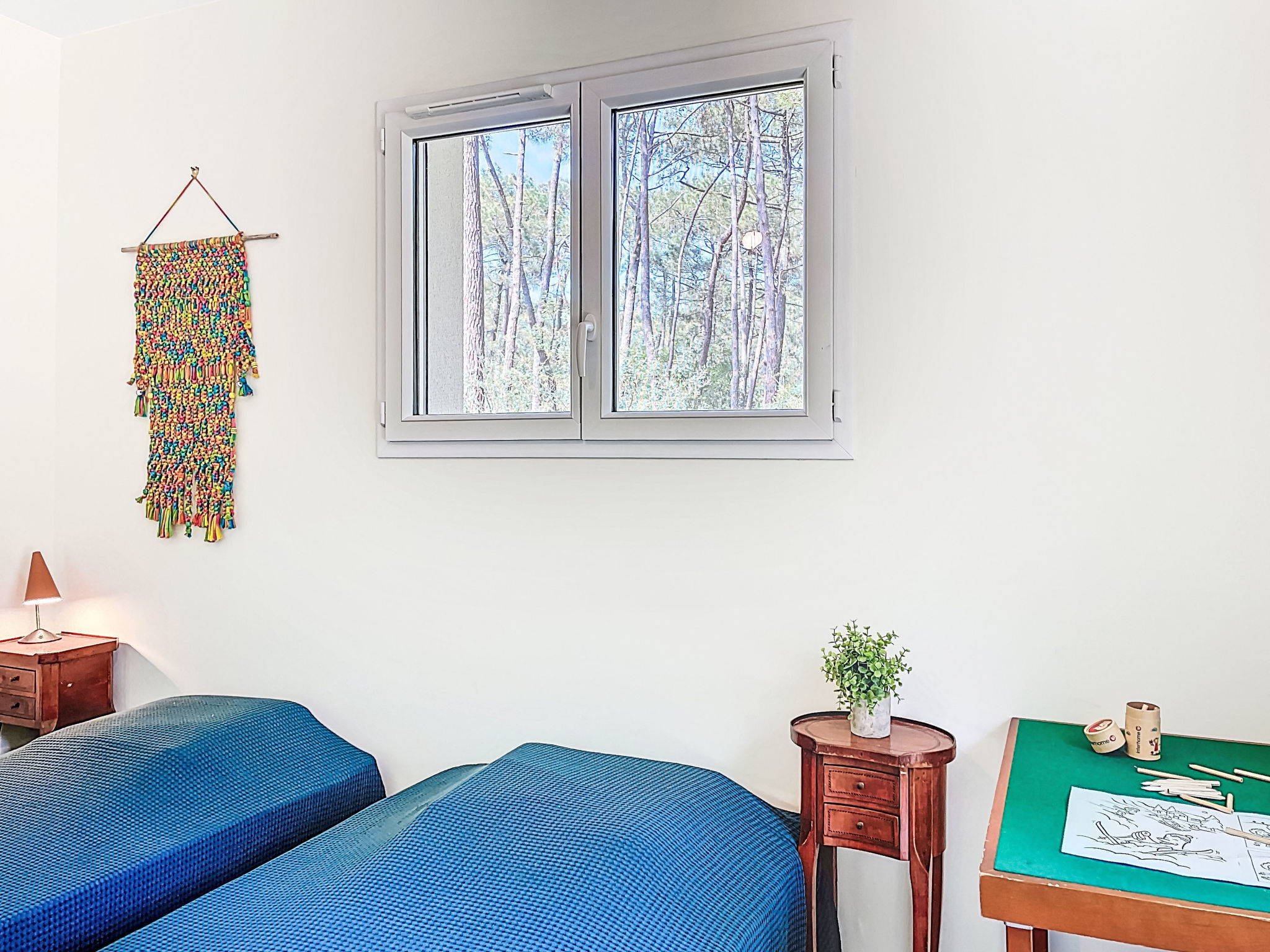 Hibiscus 10 - Drinnen