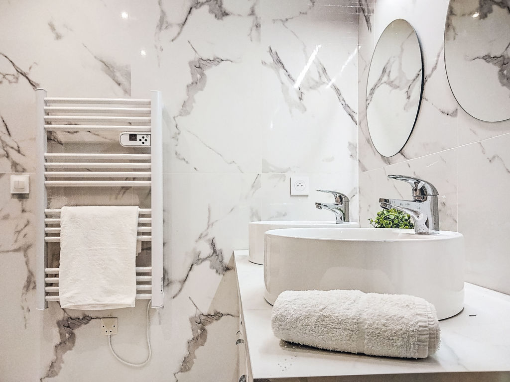 Florus — Bathroom / Wellness