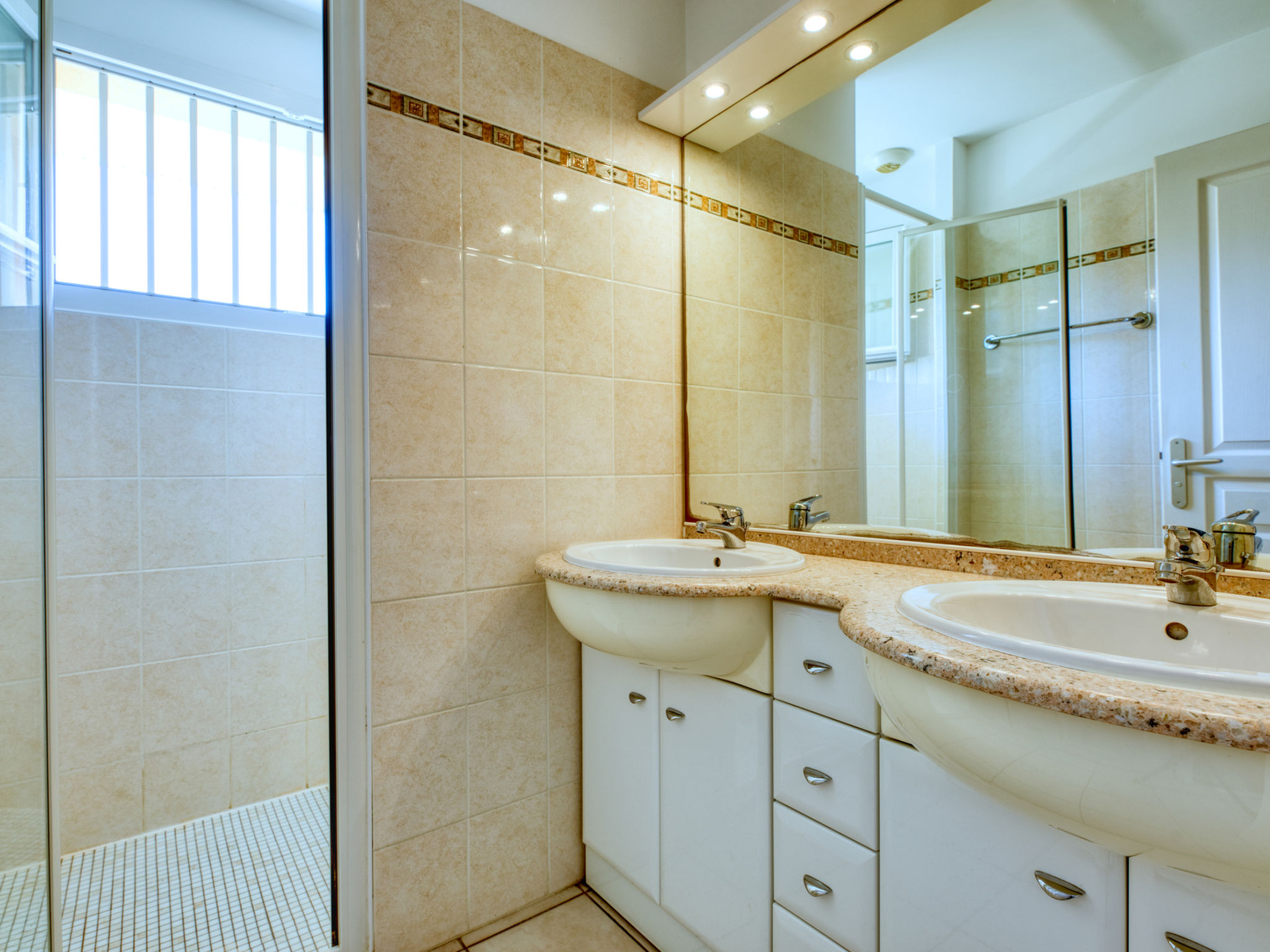 Photo of Atlantic Green