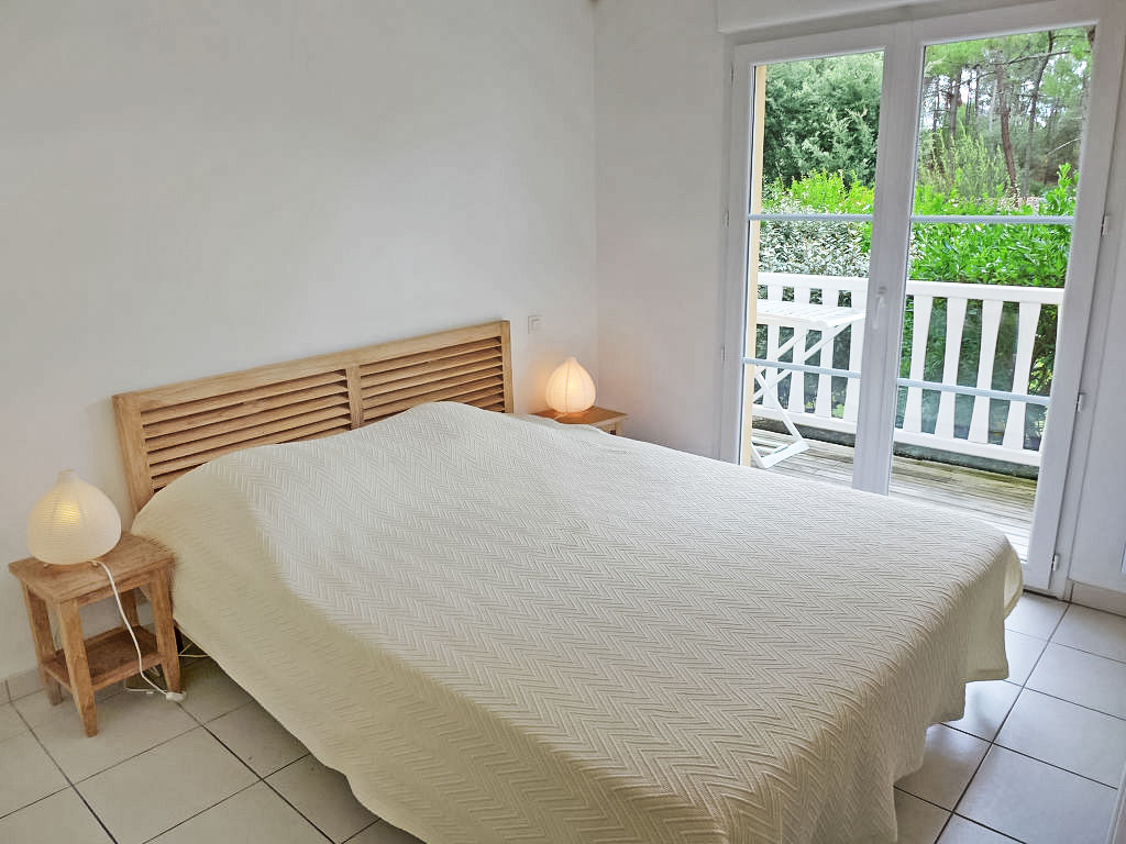 Eden Club — Bedroom