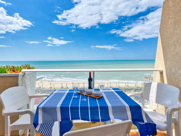 Search and Stay destination Lacanau, Nouvelle-Aquitaine - France from AU$ 225. Casino