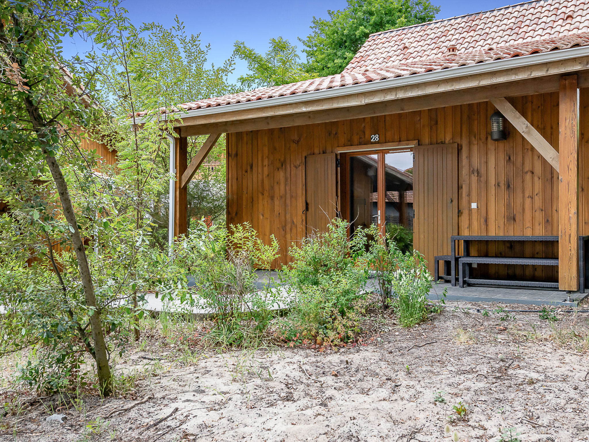 Les Rives du Lac-Buiten