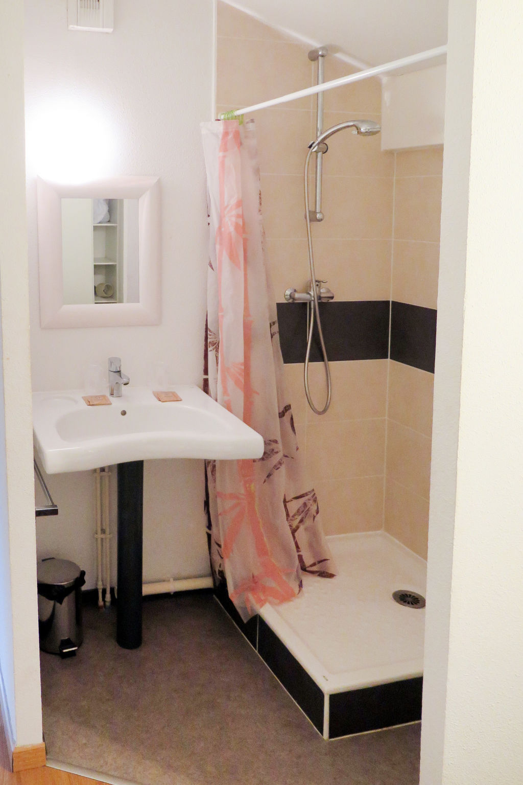 Les Rives du Lac-Drinnen