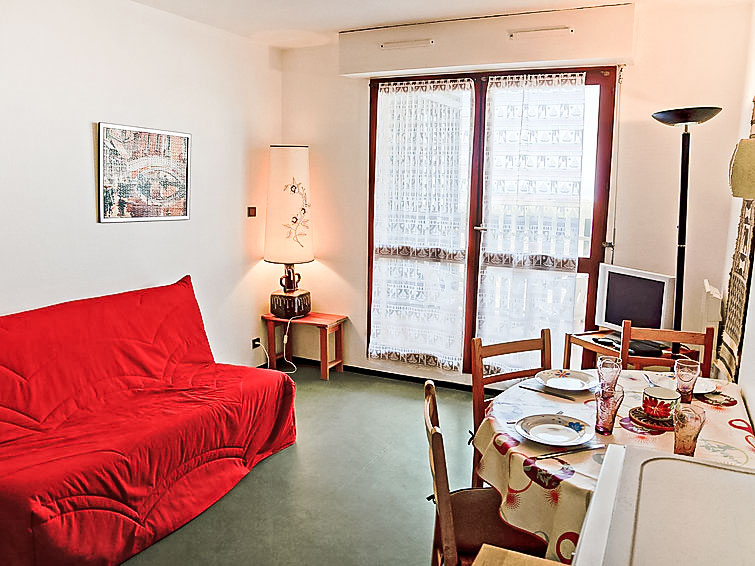 Search and Stay destination Lacanau, Nouvelle-Aquitaine - France from AU$ 150. Horizon Marin