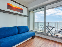 Knus appartement op 20 meter van het strand in Lacanau - thumbnail 3
