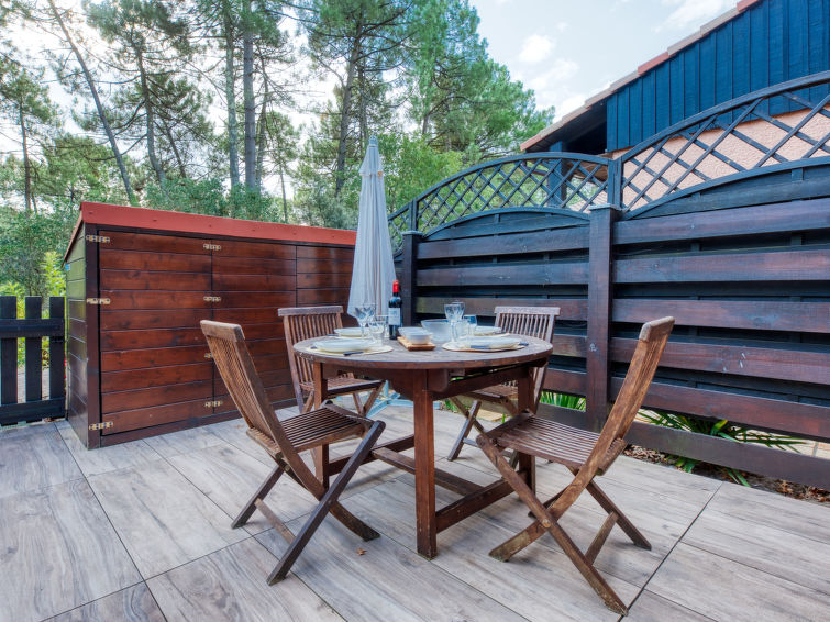 Search and Stay destination Lacanau, Nouvelle-Aquitaine - France from AU$ 263. Les Landaises