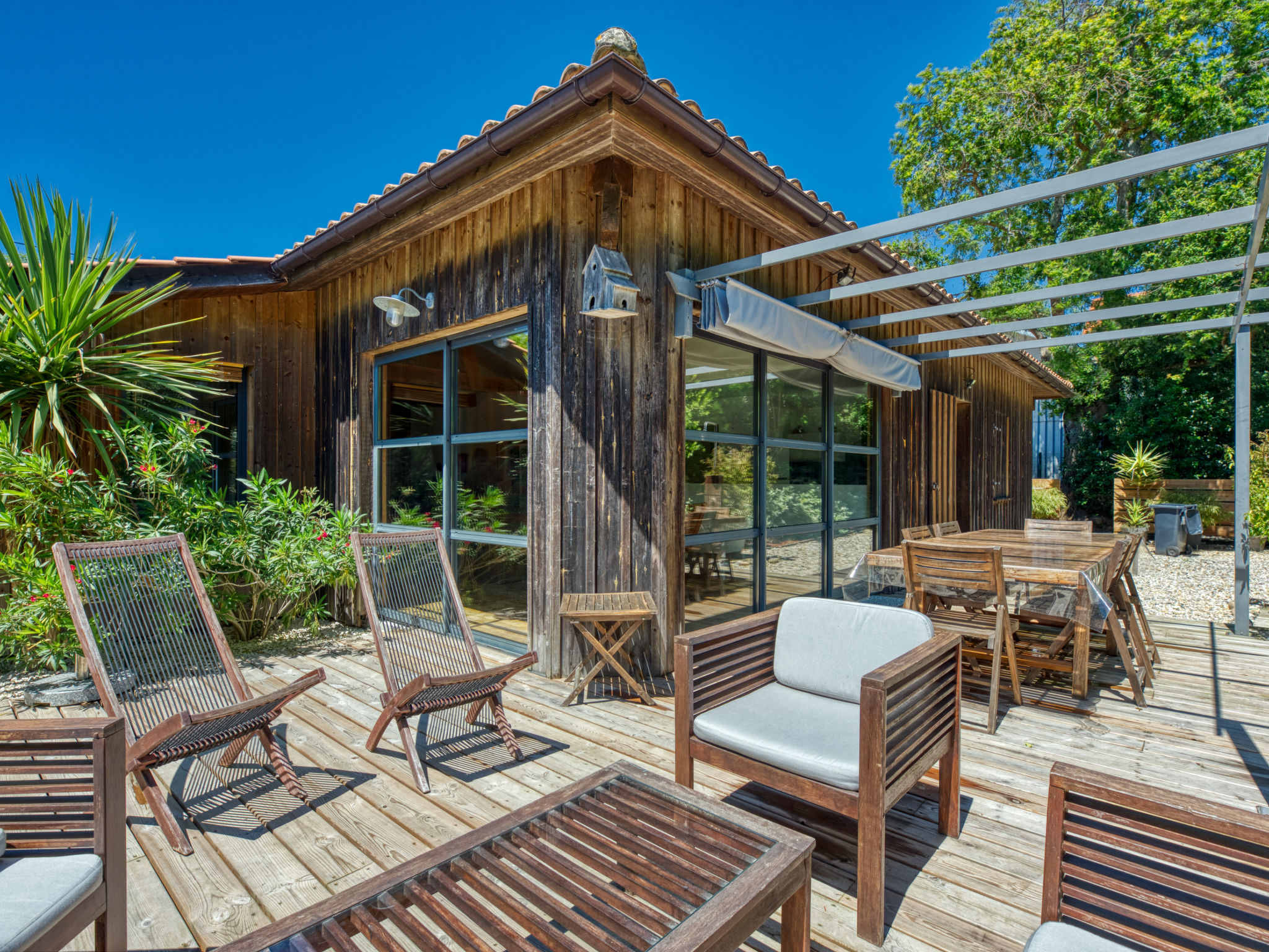 Soulac-sur-Mer accommodation cottages for rent in Soulac-sur-Mer apartments to rent in Soulac-sur-Mer holiday homes to rent in Soulac-sur-Mer