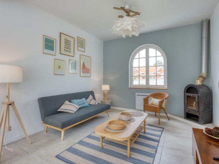 Search and Stay destination Soulac-sur-Mer, Nouvelle-Aquitaine - France from AU$ 367. Petite Ensouleihado