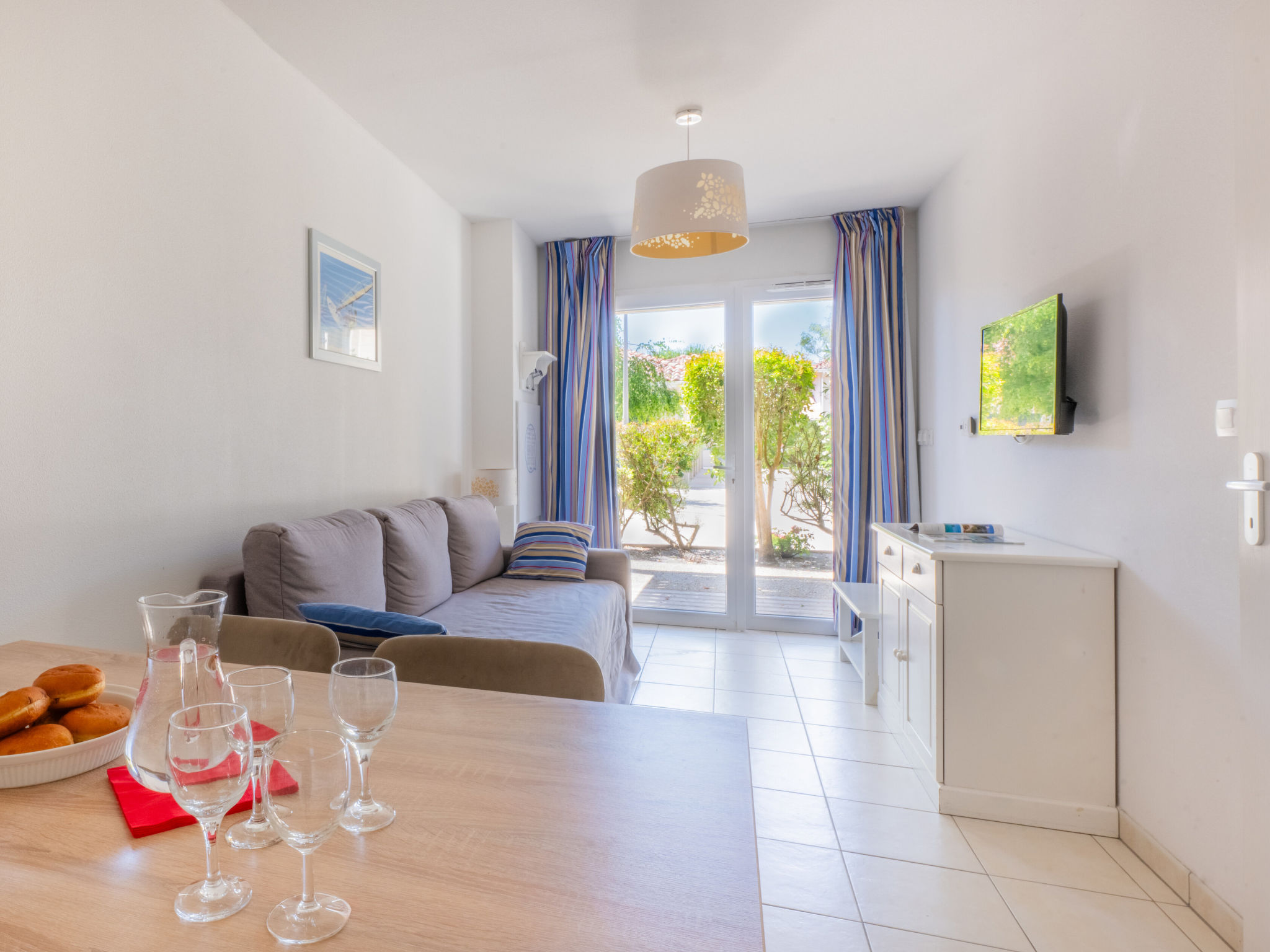 Le Petit Pont-Drinnen