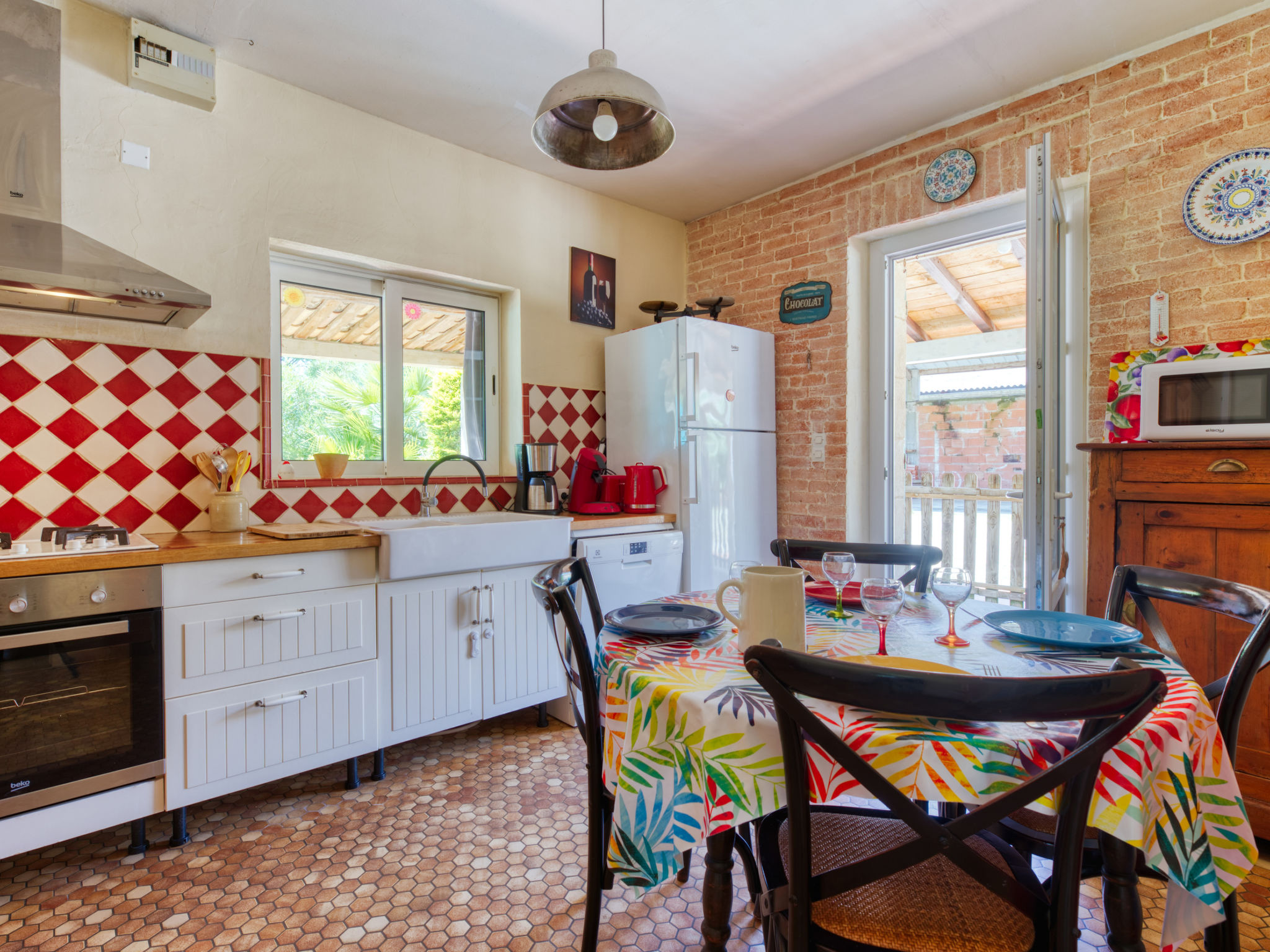 Kitchen / Dining Room