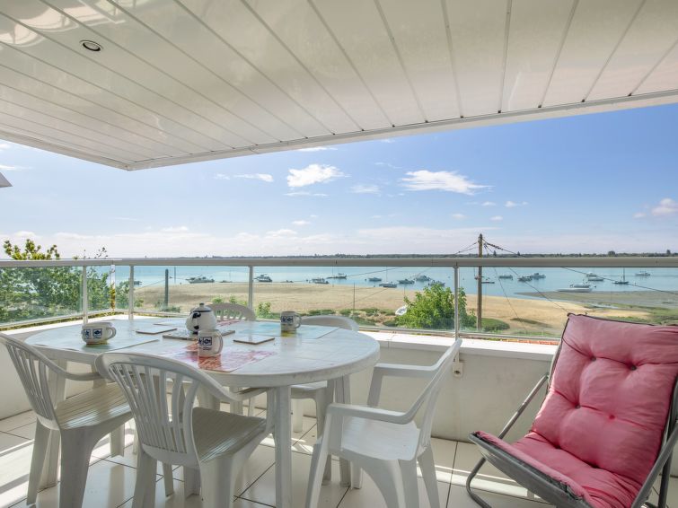 Search and Stay destination La Teste-de-Buch, Nouvelle-Aquitaine - France from AU$ 242. Mer et Sud