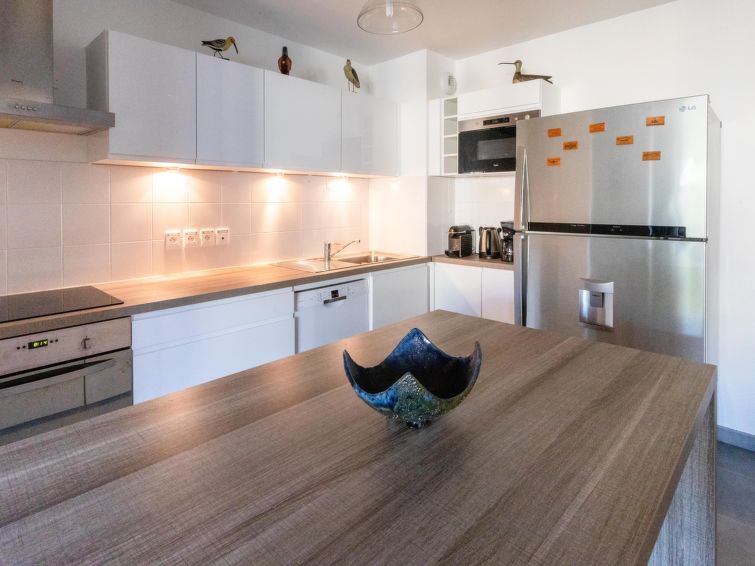 Search and Stay destination Arcachon, Nouvelle-Aquitaine - France from AU$ 288. Les Amarres de l'Aiguillon